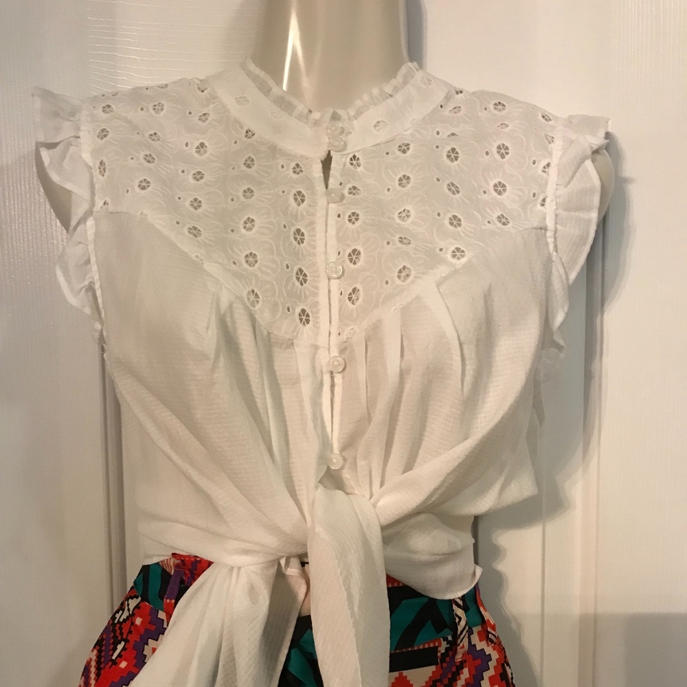 CLOSET BLOW OUT SALE... EVERYTHING MUST GO!!